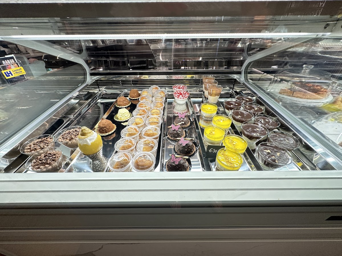 Café Bella Strega - 9