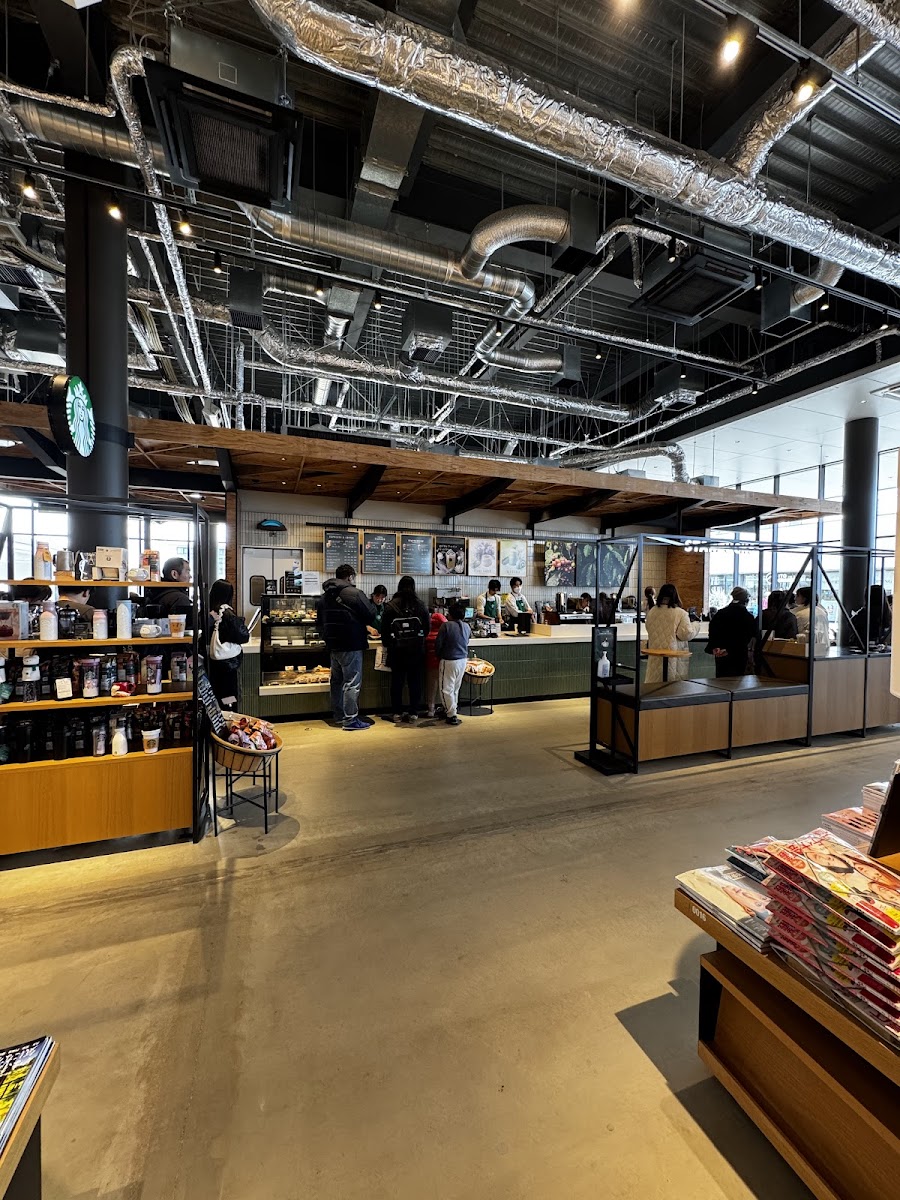 Starbucks Coffee - Tsutaya Books, Kyushu University Ito Campus - 4