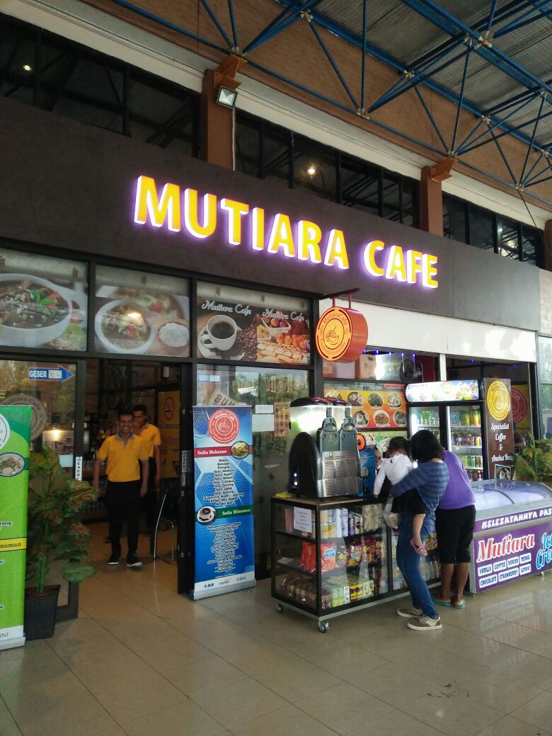Mutiara Cafe Bandara Sentani