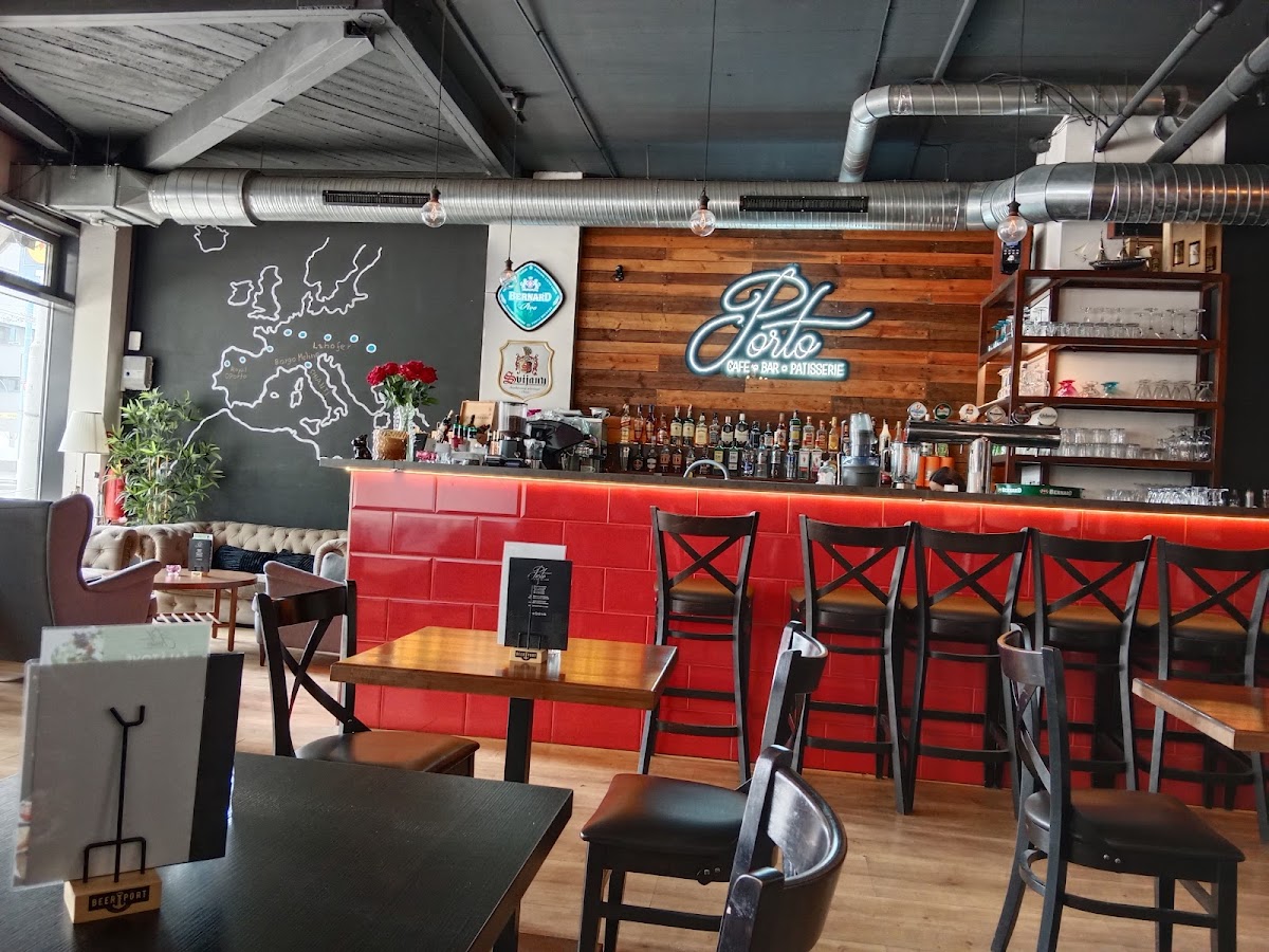 Porto Cafe•Bar•Patisserie