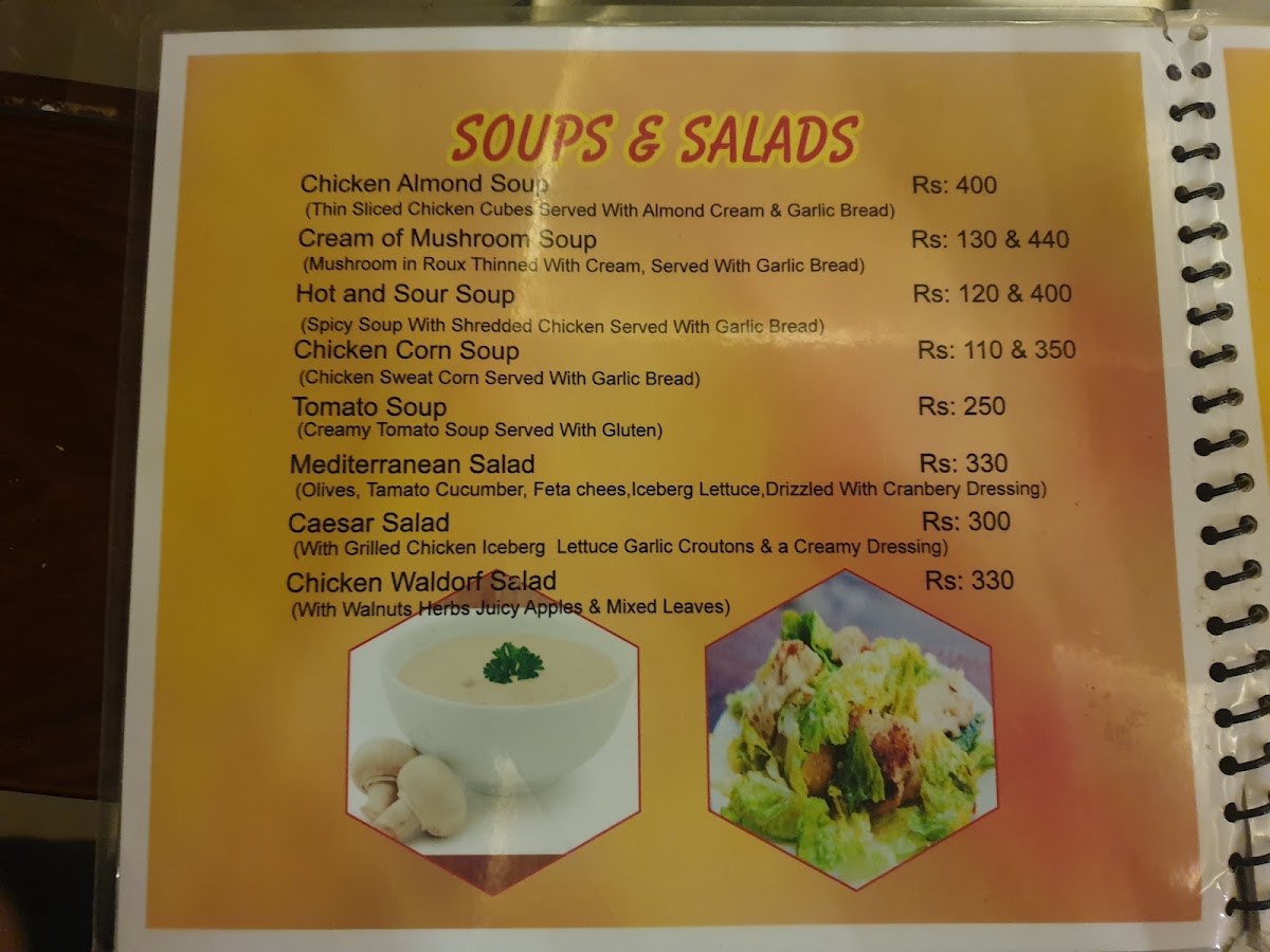 Piffers Arena: Coffee Shop - 1