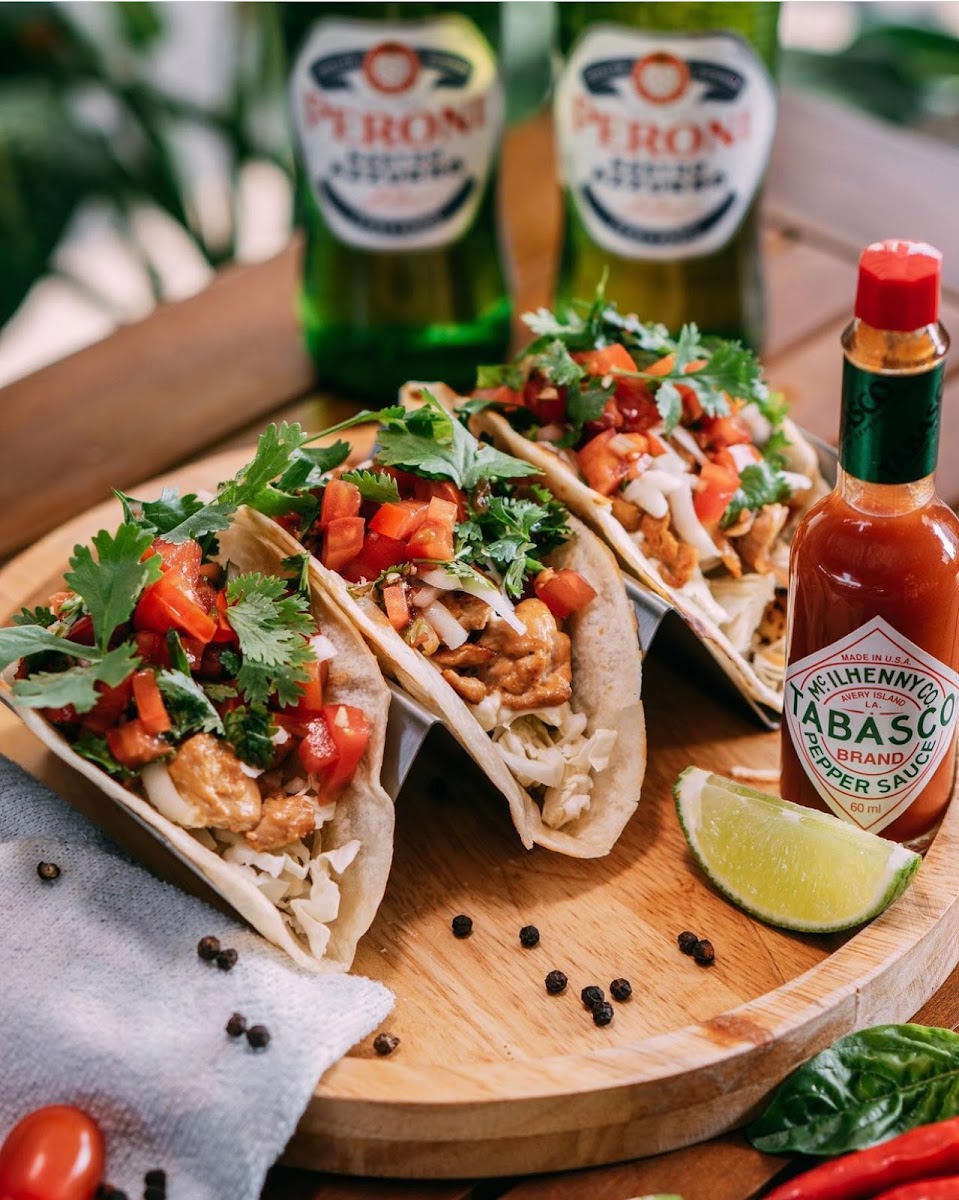 Dark Kitchen Eatery & Wine - 3