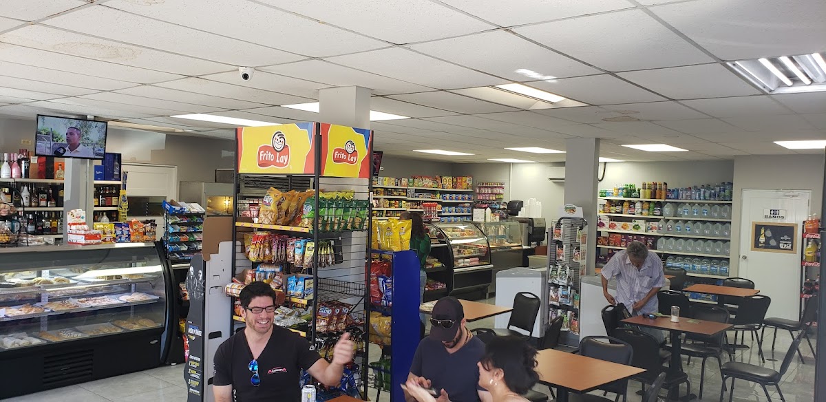 La Nueva Estacion Bakery