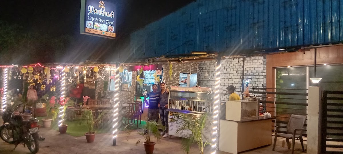 Pankhudi Cafe