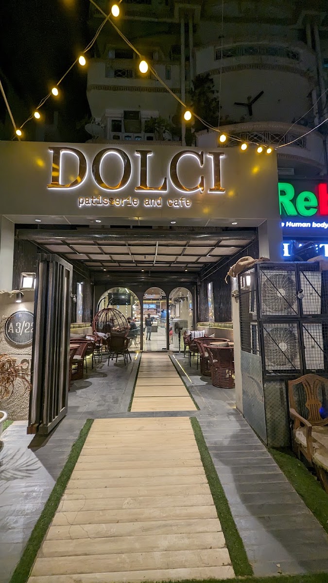 Dolci Patisserie And Cafe