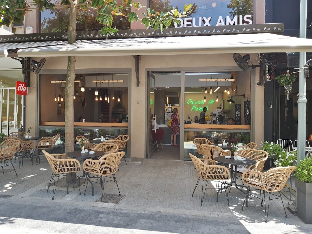 Deux Amis coffee store