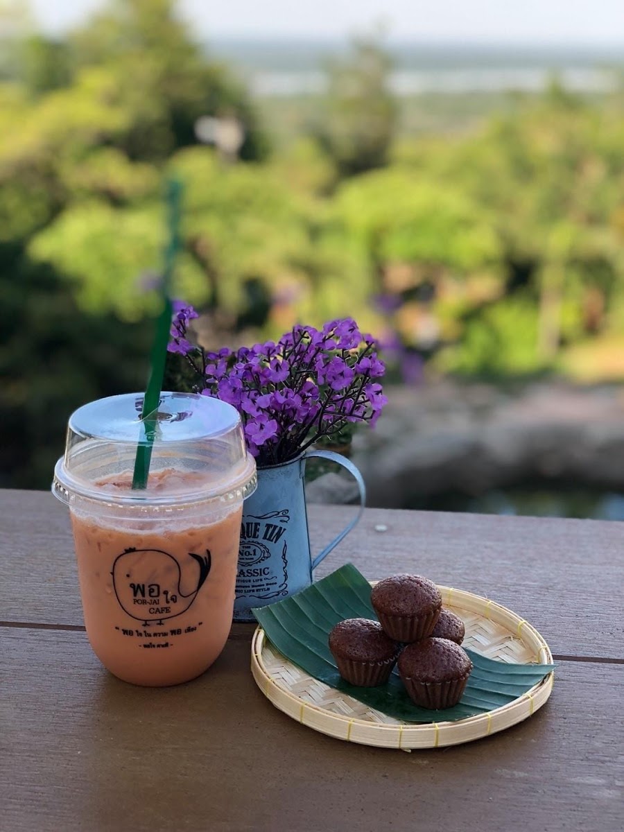 ร้าน พอใจคาเฟ่ - Porjai Cafe at ภูมโนรมย์ - 10