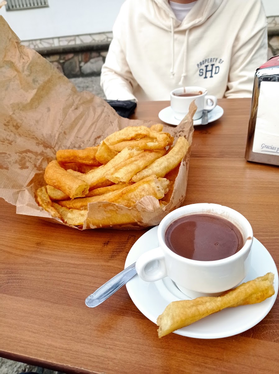 Puesto de churro y Buñuelos - 4