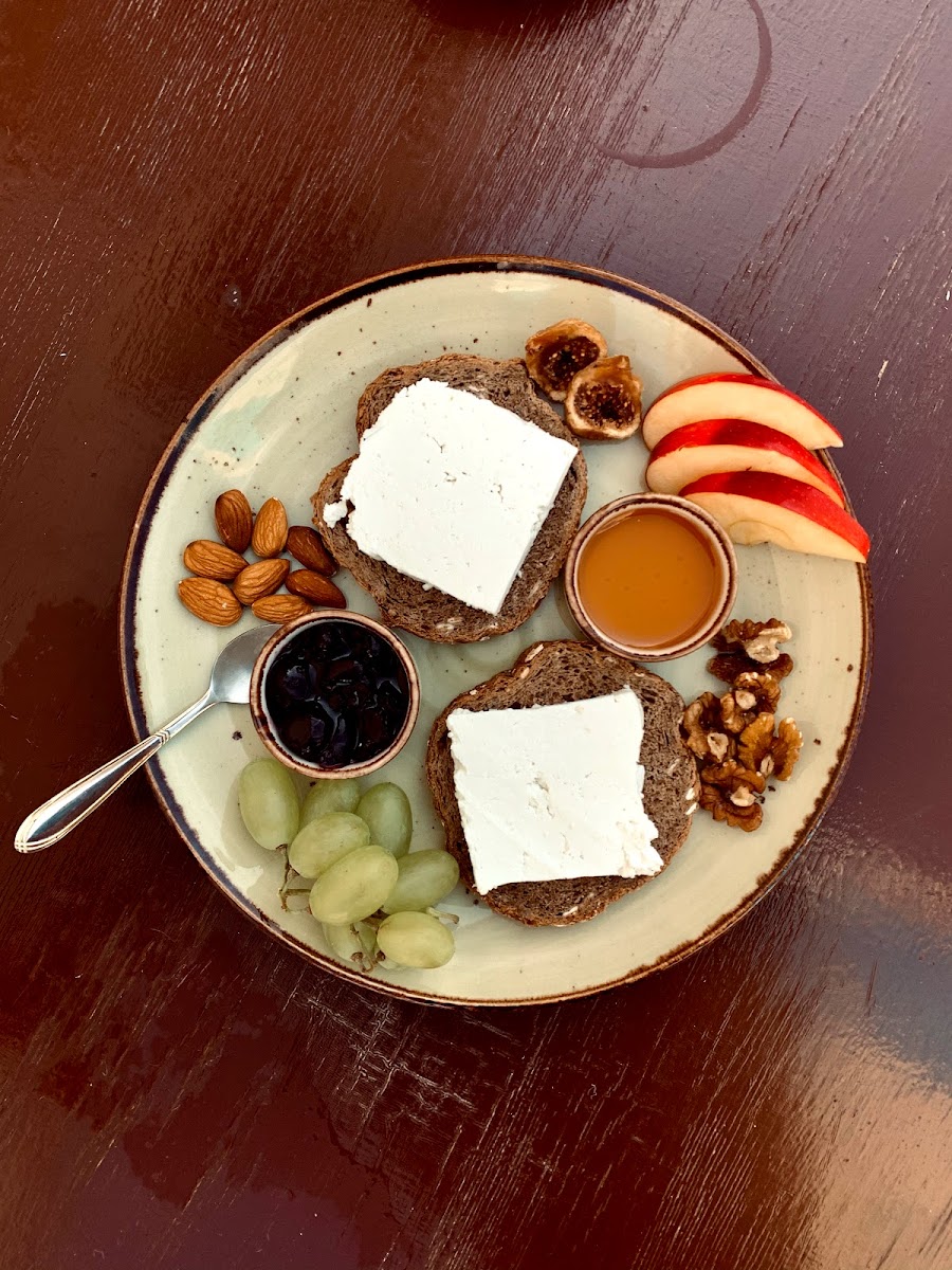 Kafeneio To Tahidromeio - 2