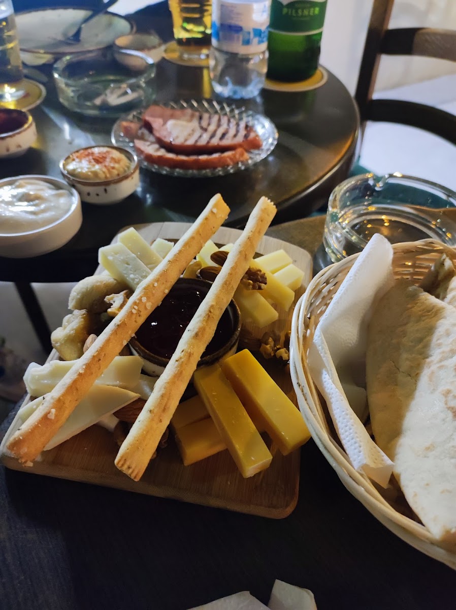 Kafeneio To Tahidromeio - 6