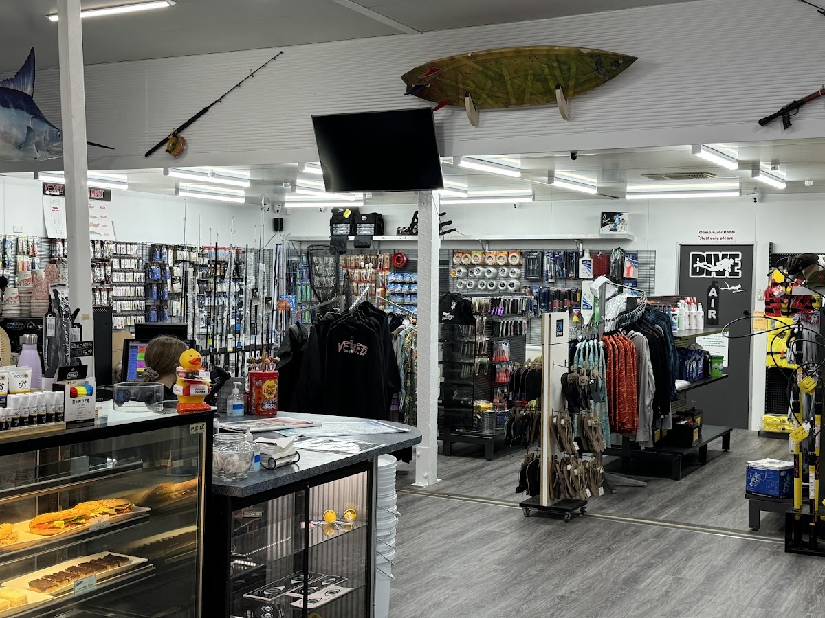 Woodies Boat Storage and Cafe