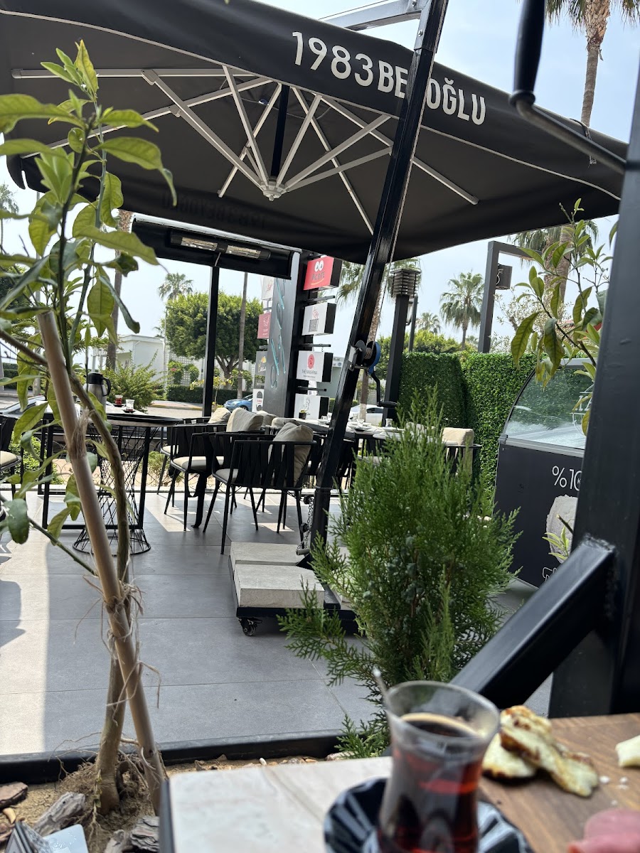 1983 BEYOĞLU ÇİKOLATA&KAHVE MEZİTLİ