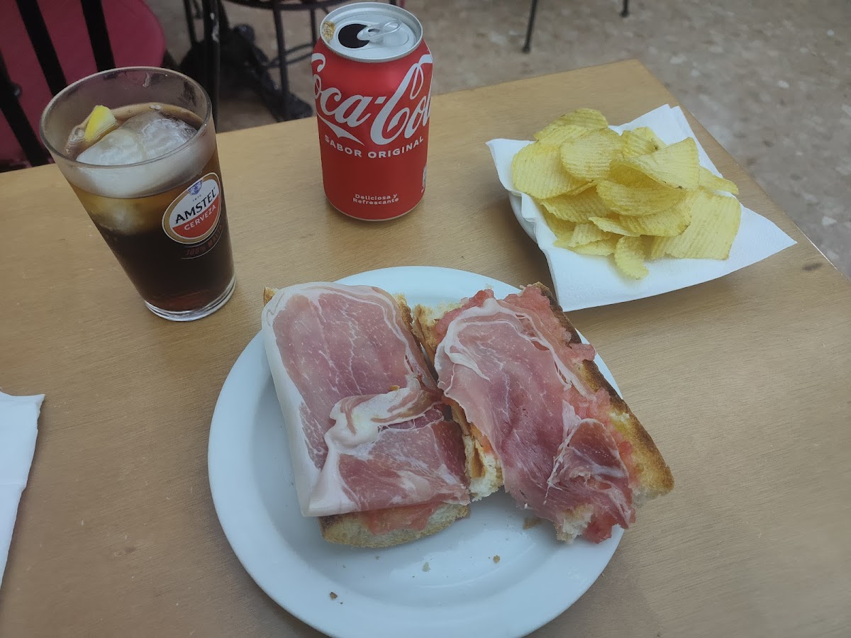 Cafeteria Jorge Pasteleria - 10