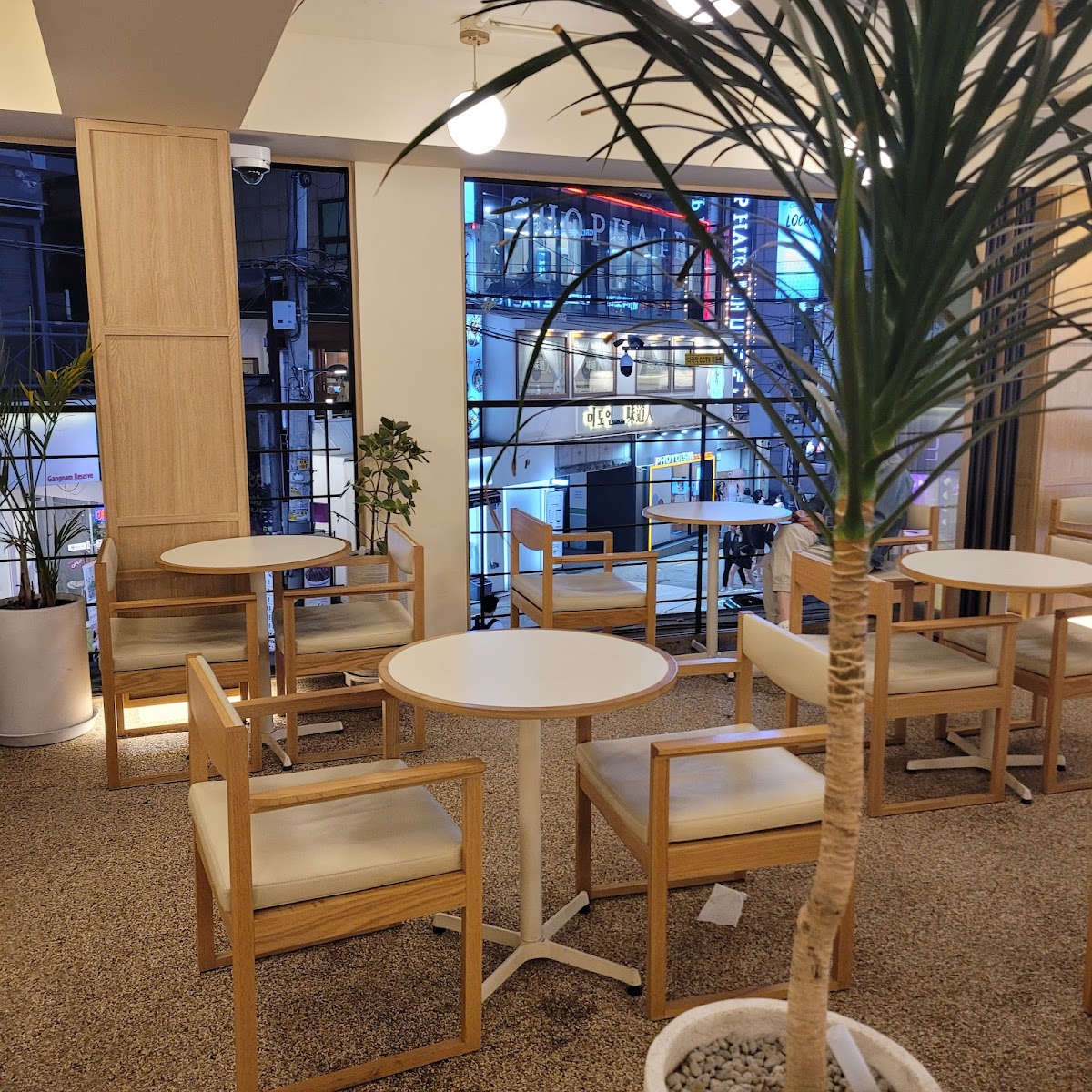 Cafe Onhwa Gangnam Branch