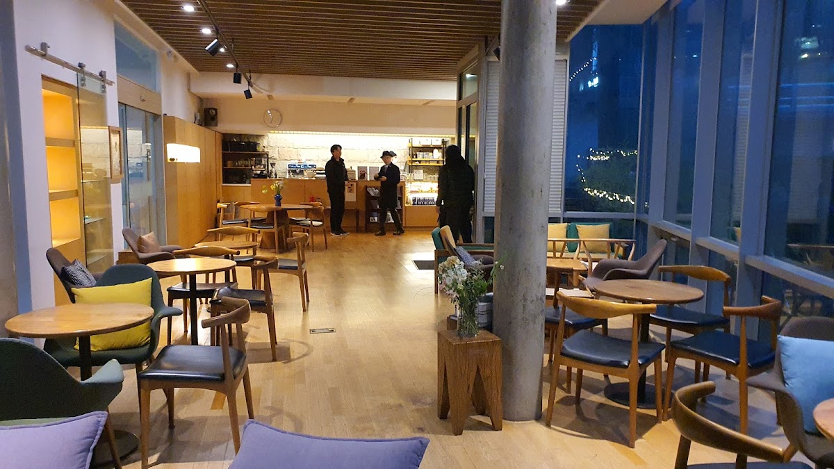 카페 사미루(Cafe Samiru)