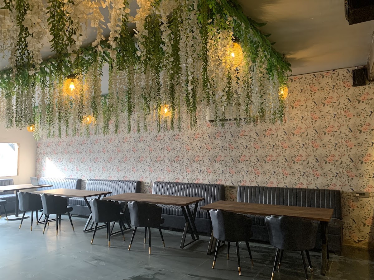 Cafe Rustic Roots Chhatarpur Restaurant