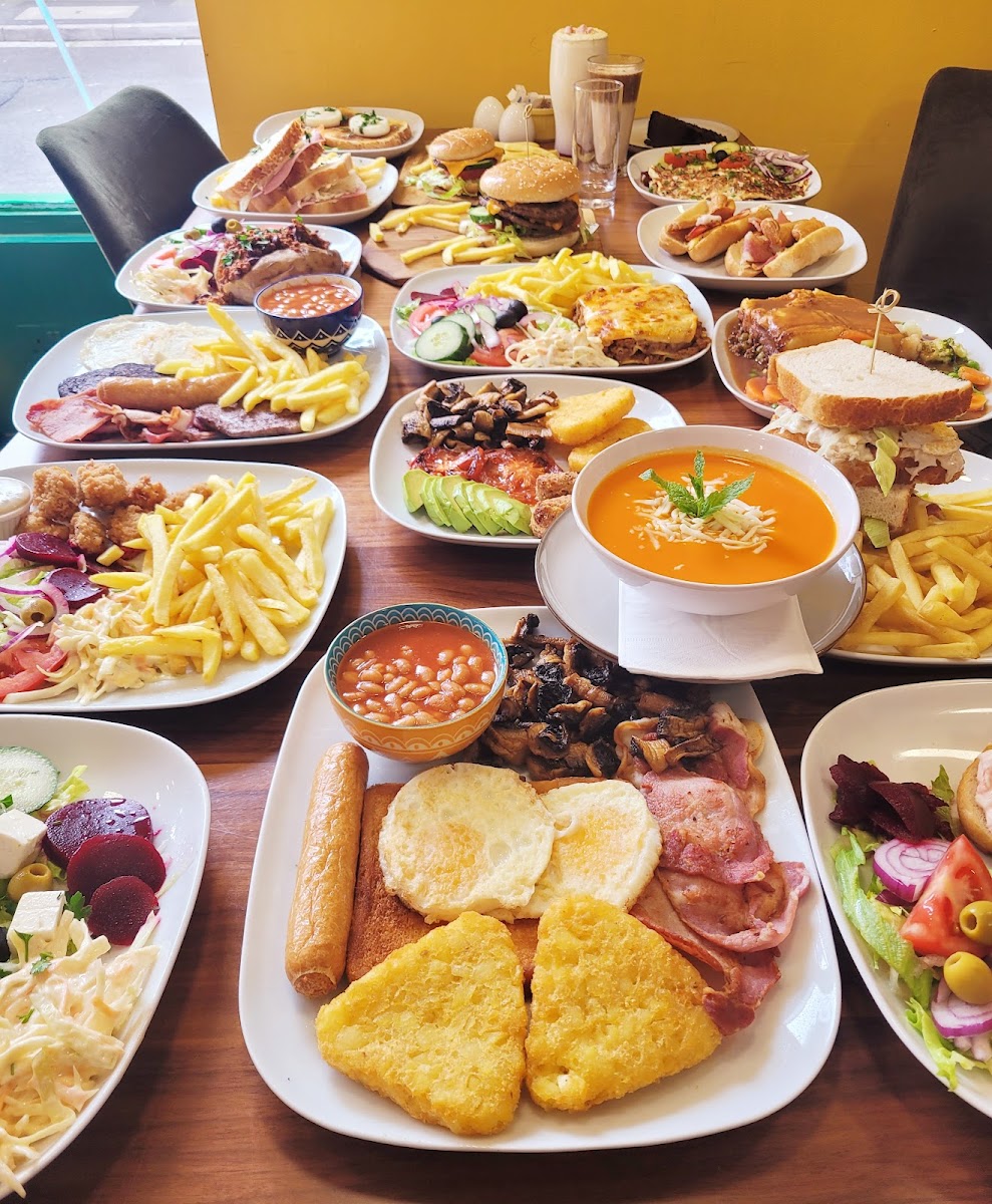 Edda Cafe & Bistro - 2