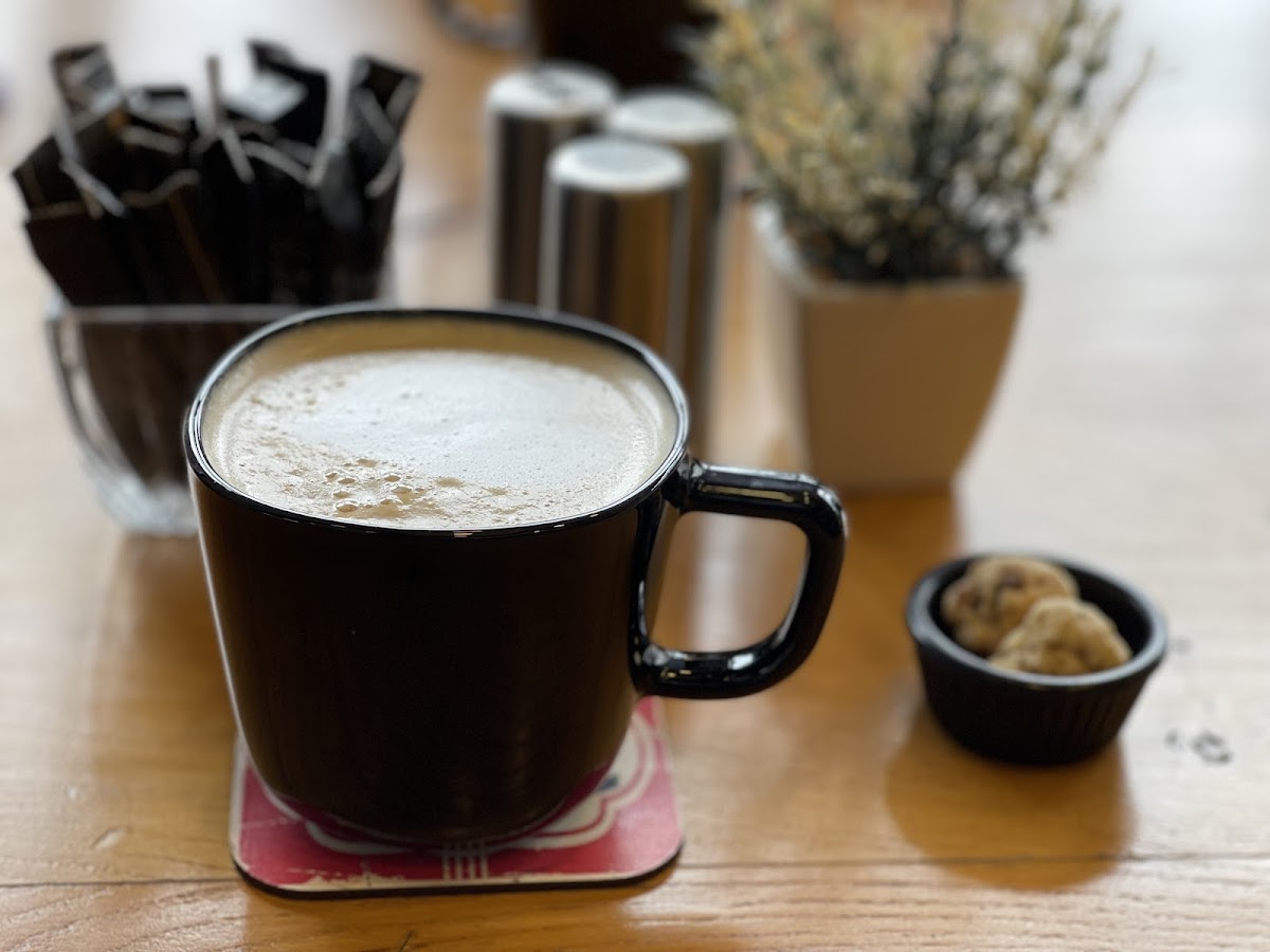 Balans Cafe & Restaurant - 5