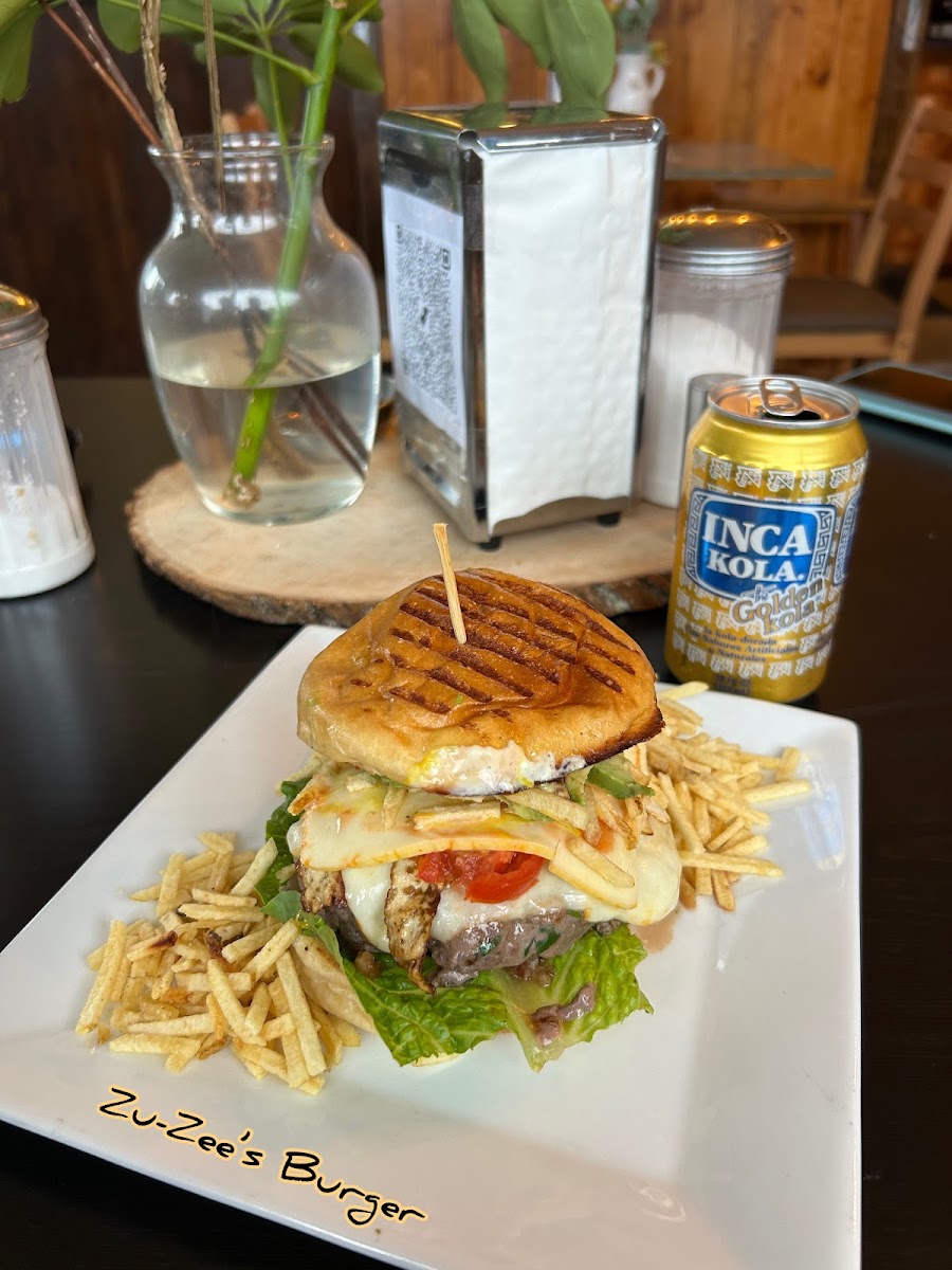 Su-Zee's Corner - 10