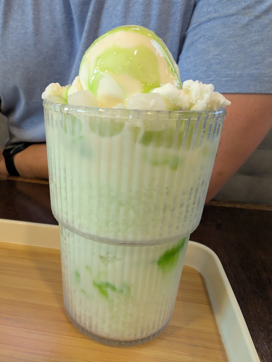 Kims Bingsu & Boba - 4