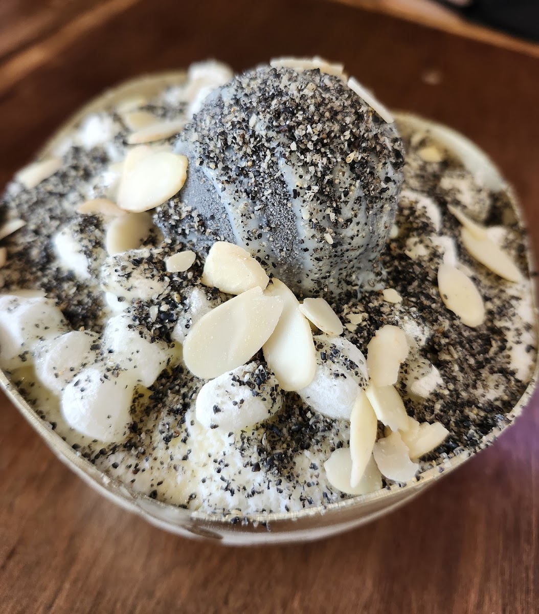 Kims Bingsu & Boba - 7