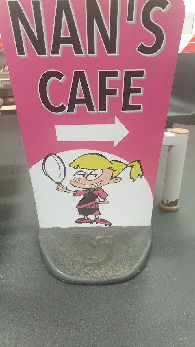Nans Cafe - 4