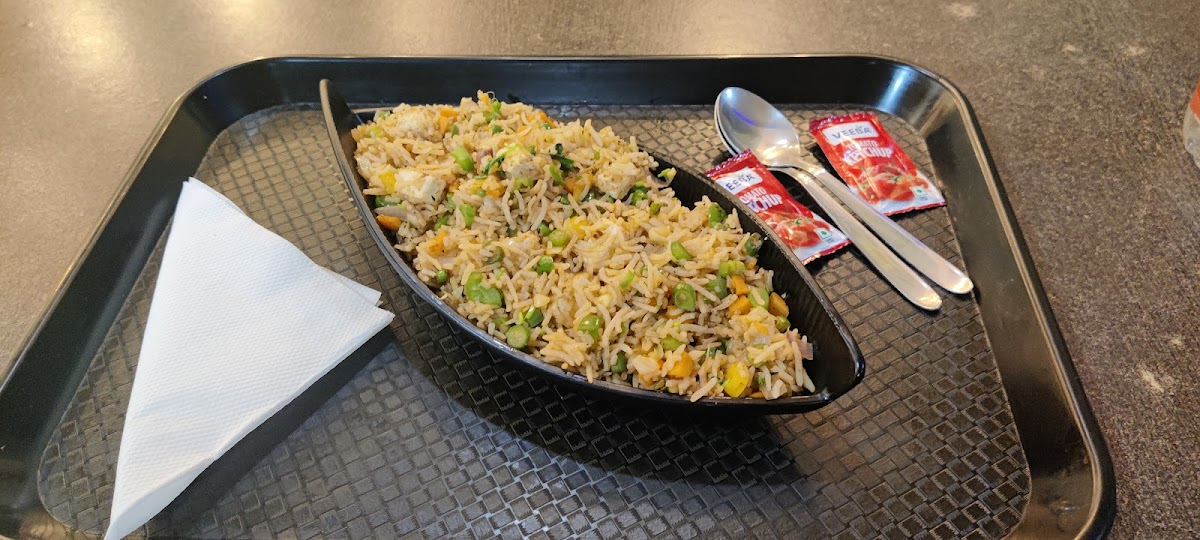 Vintage Vibes Cafe - 8