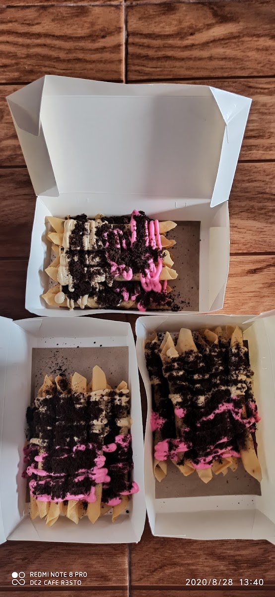 DC2 Cafe & R3sto - 8