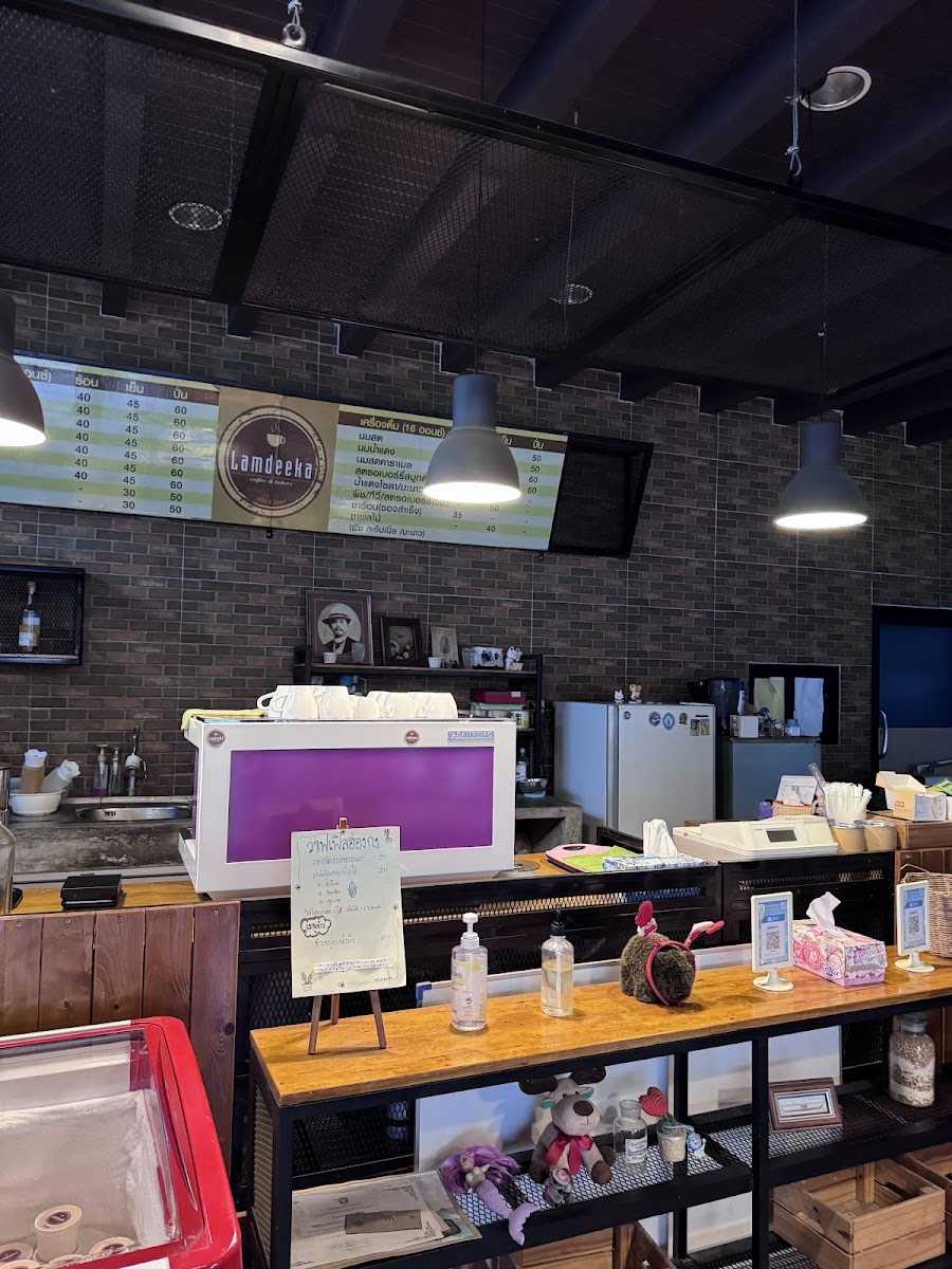 Lamdeeka Coffee & Bakery - 3