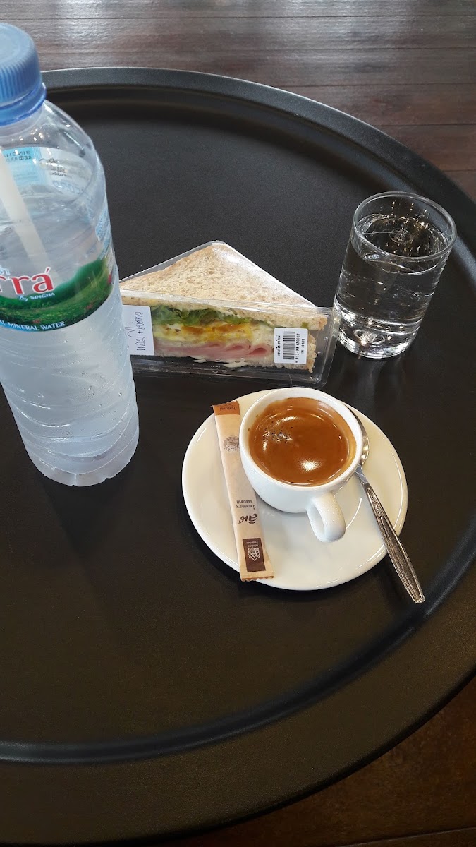 Lamdeeka Coffee & Bakery - 5