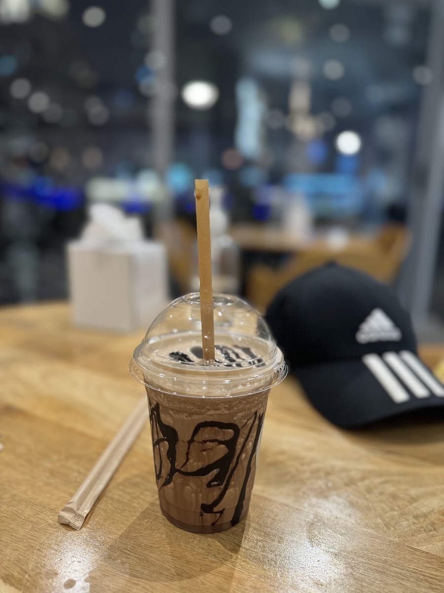 Fuze Caffe Marina - 8