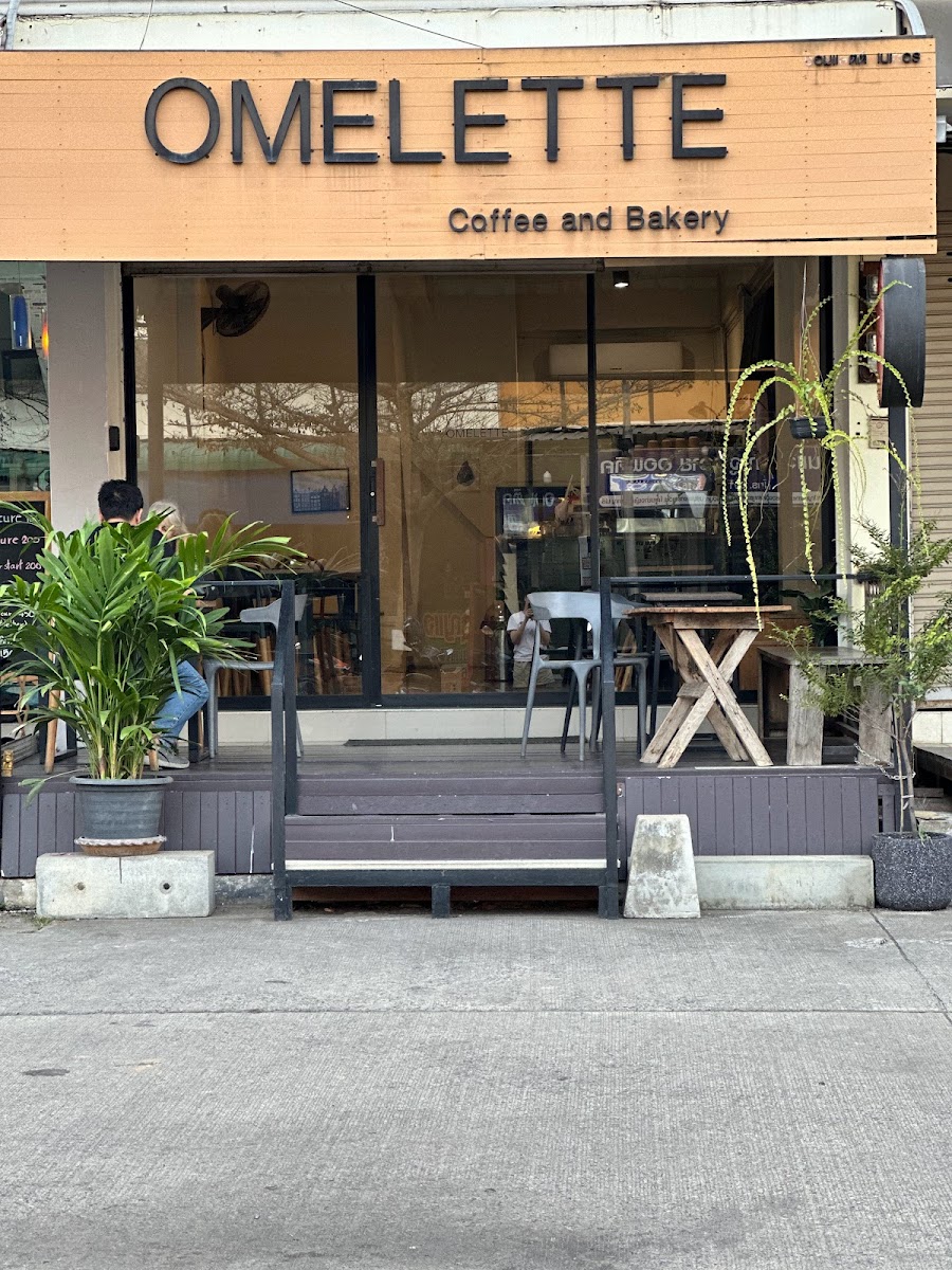 OMELETTE BAKERY CAFE
