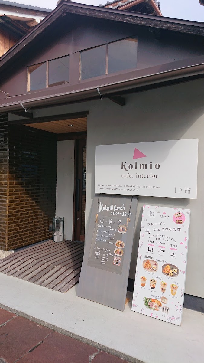 kolmio cafe,interior