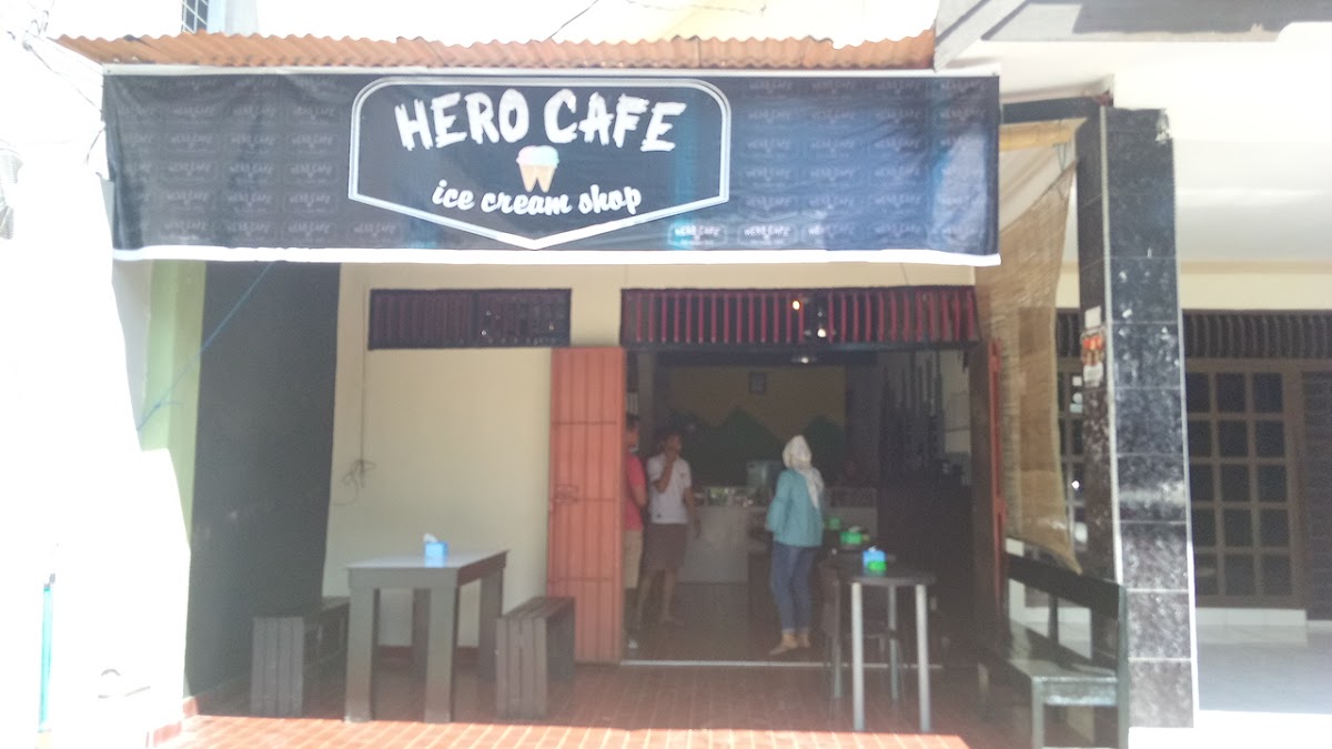 Hero Cafe Ice Cream Shop