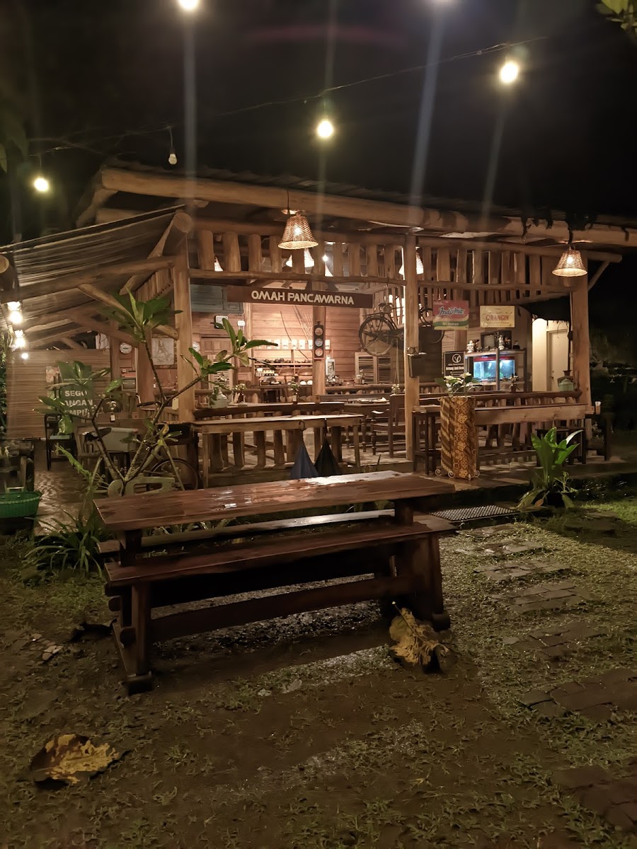 Waktudekap Cafe & Kitchen