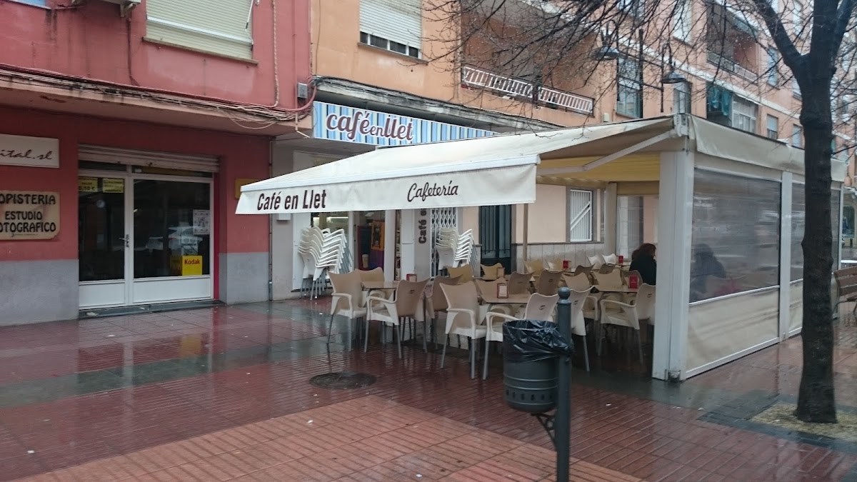 Cafetería café en llet - 2