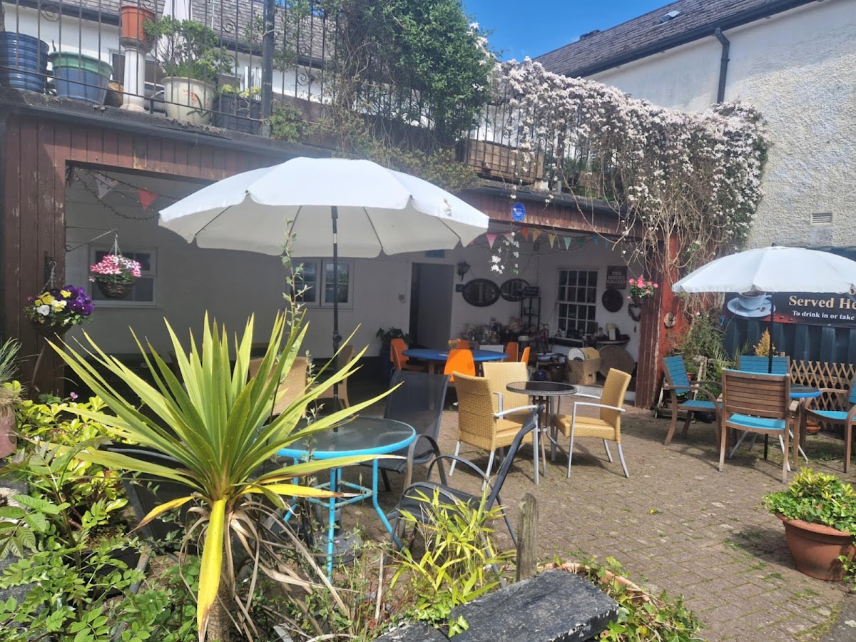 Two Moors Gallery Cafe. - 3