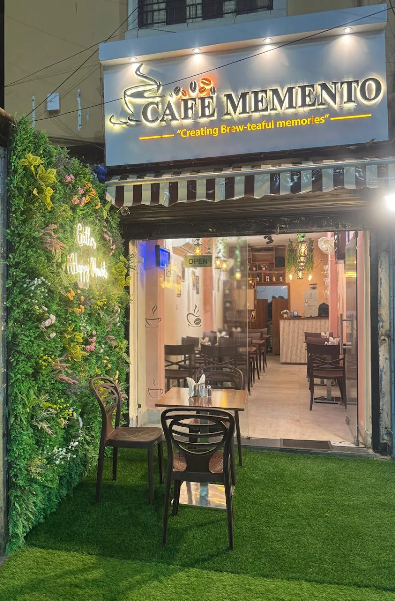 Cafe Memento