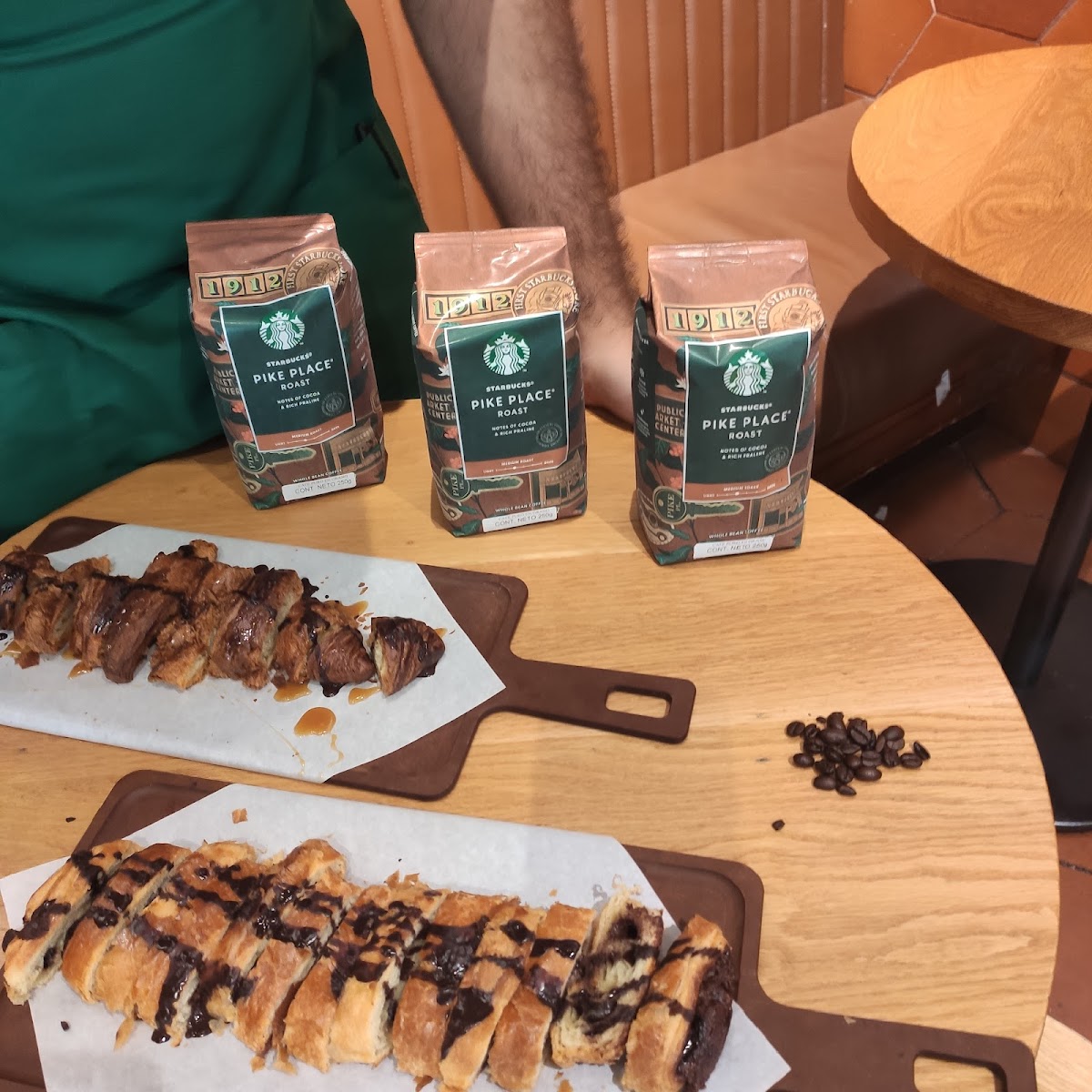 Starbucks Isla Mérida - 8