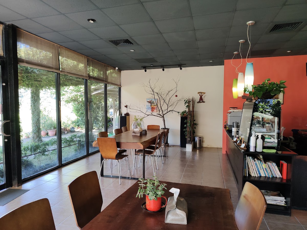 Yangguang Huayu Cafe