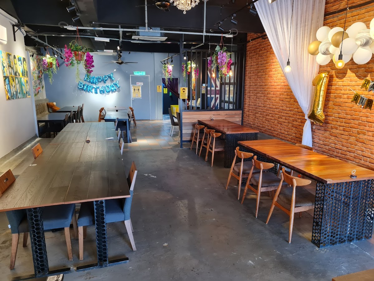 Fork N Spoon Cafe & Restaurant