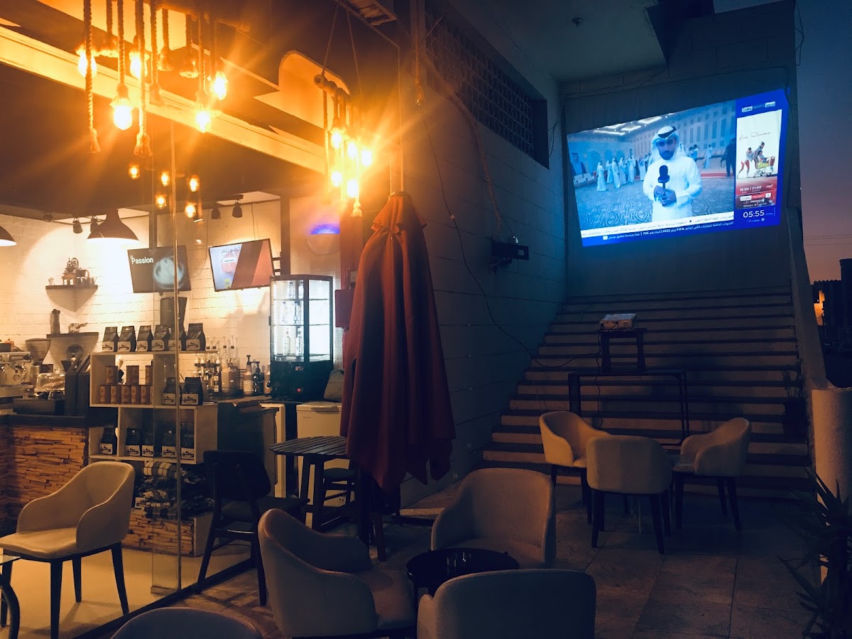 EKKH CAFE اكــه كوفي