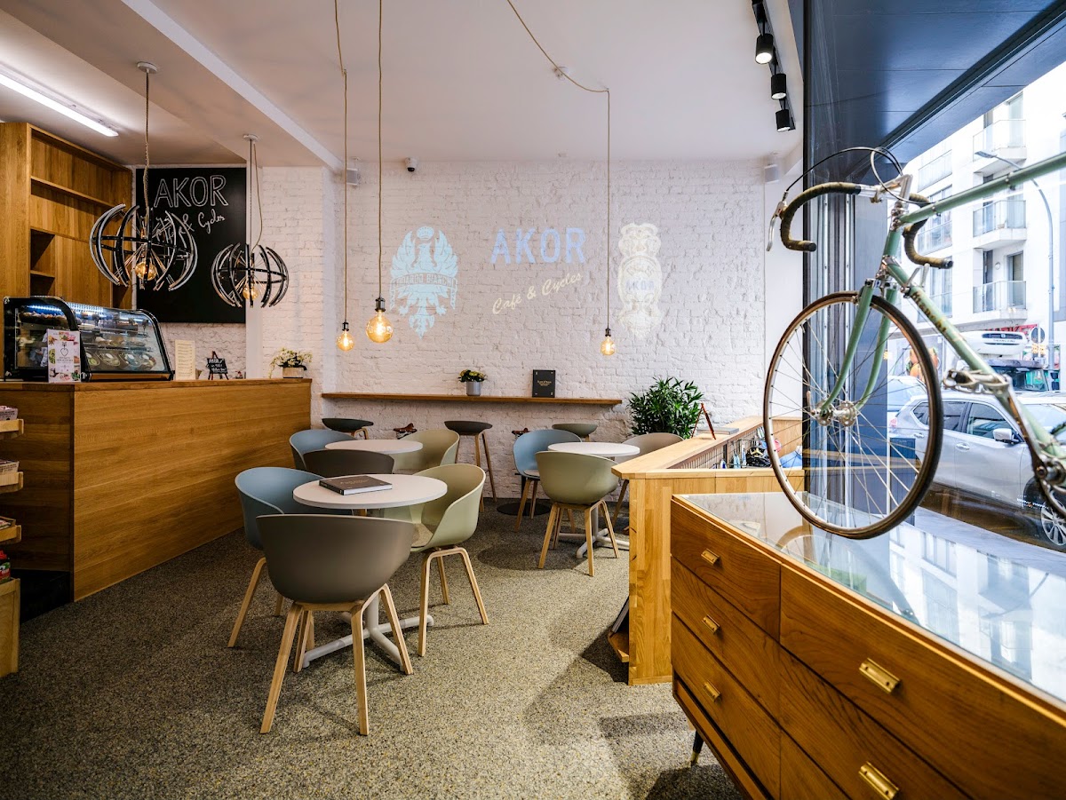 AKOR café et cycles