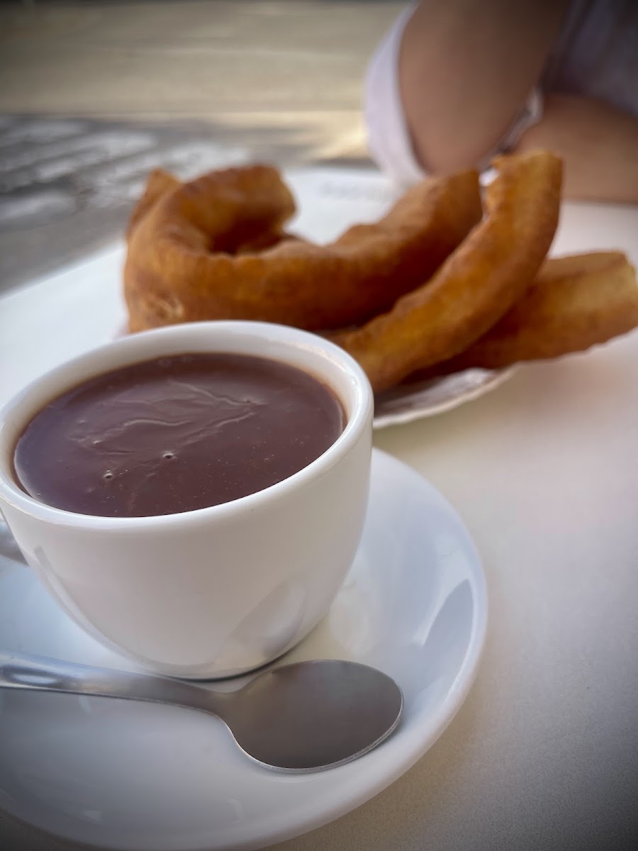 Churreria-Cafeteria Dancos