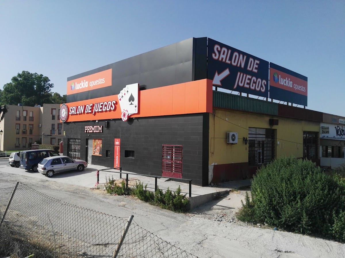 SALÓN DE JUEGOS Y APUESTAS DEPORTIVAS PREMIUM