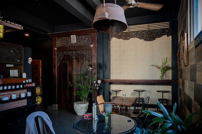 Cafe Chakra Bali - 4