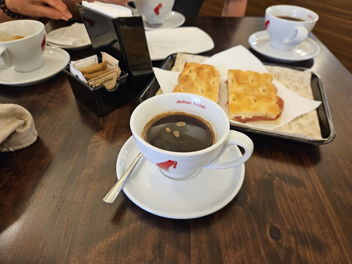 Café Del Vescovado - 4