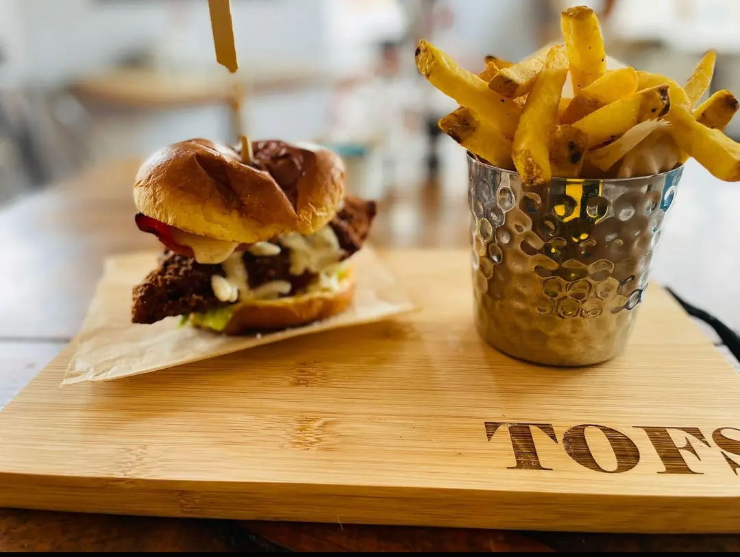 The Old Filling Station - 7