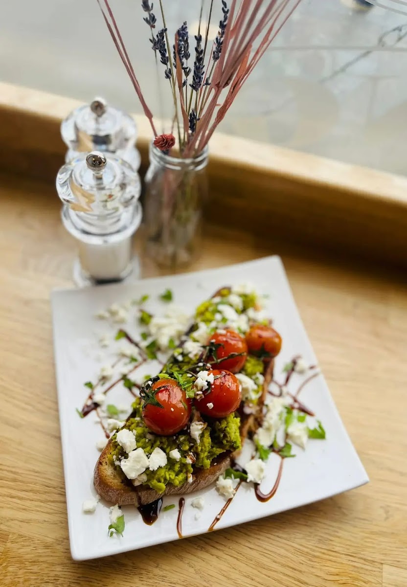 The Old Filling Station - 9