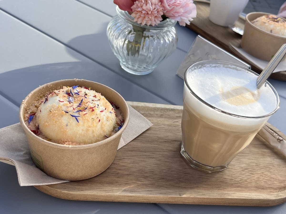 Café Lebensgefühl Jaclyn Grom - 4